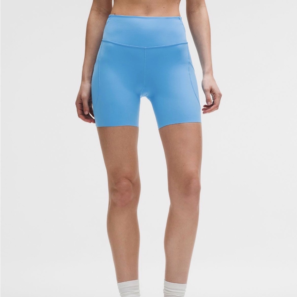 lululemon fast and free high rise short 6” with pockets in ocean wave color